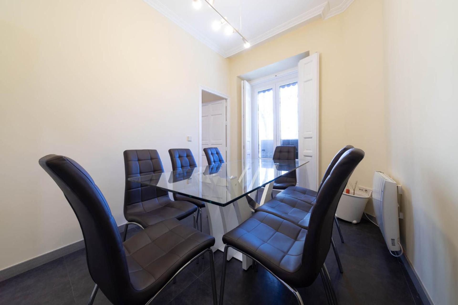El Jardin Del Angel Atocha Apartment Madrid Ngoại thất bức ảnh